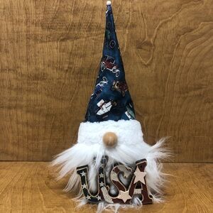 USA Classic Cars Gnome Vintage Man Cave Gift July 4th Decor Sunglasses Wood